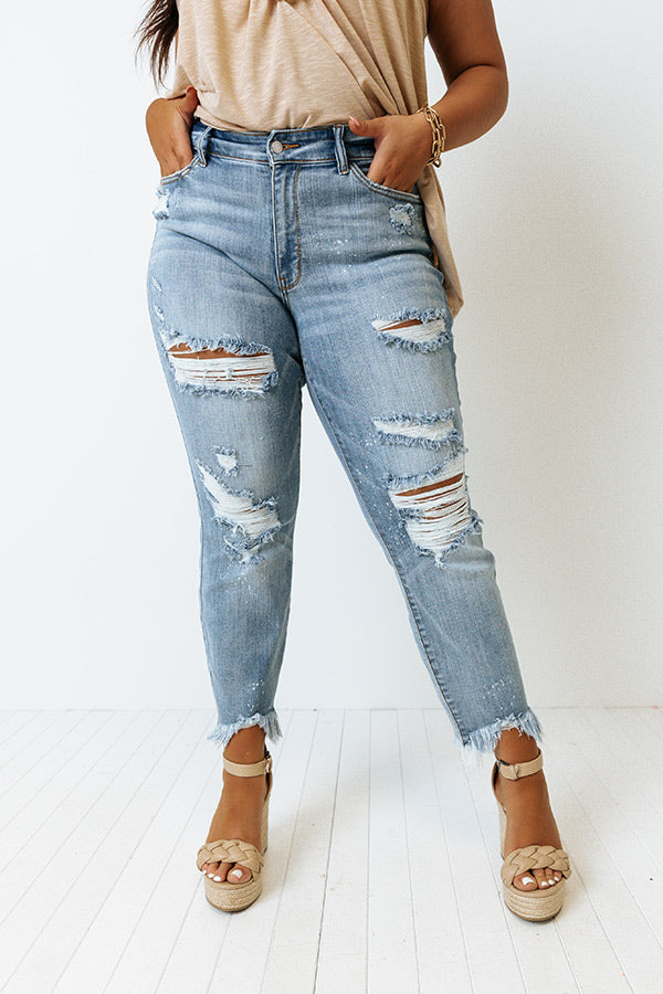 Judy Blue The Lia Midrise Distressed Ankle Jean Curves Image - 1