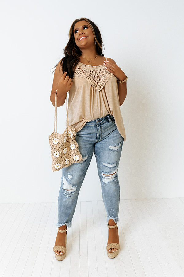 Judy Blue The Lia Midrise Distressed Ankle Jean Curves Image - 2