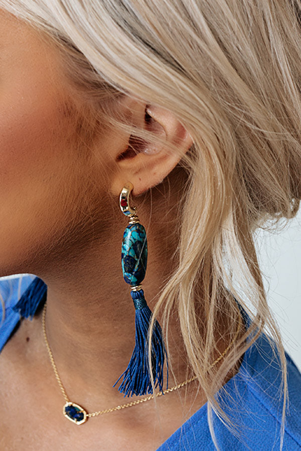 Kendra Scott Insley Gold Statement Earrings in Blue Mix Image - 2