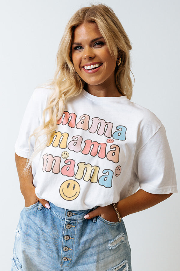 Smiley Mama Graphic Tee In White Curves