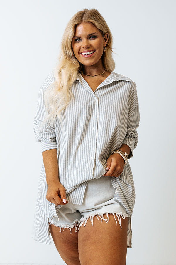 Wonderful Waves Front Tie Top In Grey Curves Image - 2