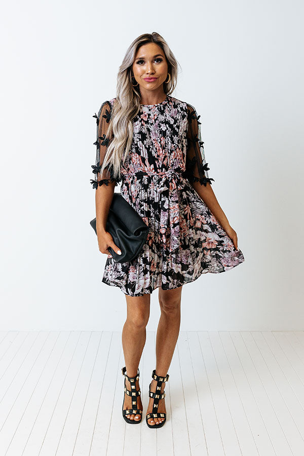 Vineyard Villa Pleated Dress in Black Image - 5