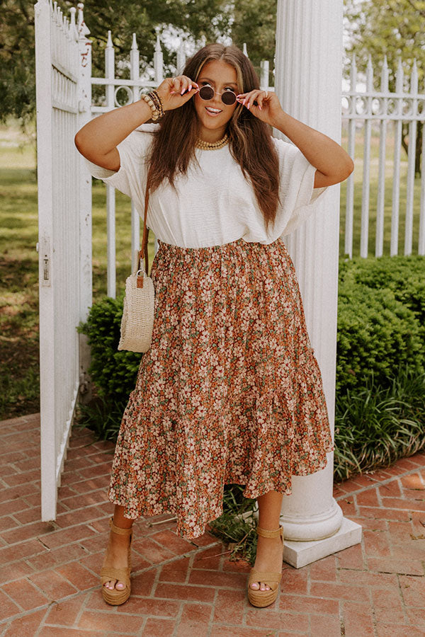 L.A. Lifestyle Shift Top In Cream Curves Image - 2