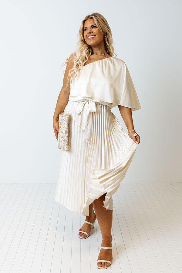 Chic And Exquisite Satin Midi In Champagne Curves Image - 1