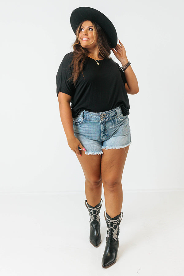 Tree Lined Drive Shift Top In Black Curves