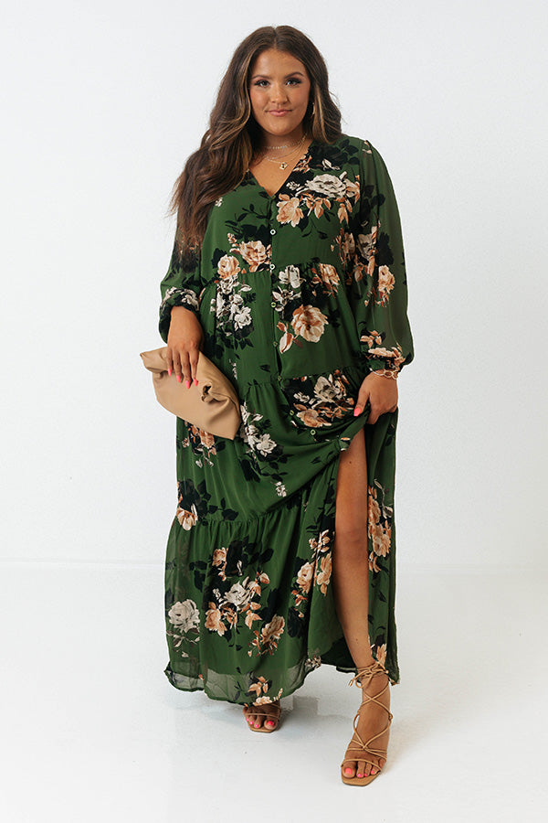 Seas The Moment Floral Maxi in Green Curves Image - 1