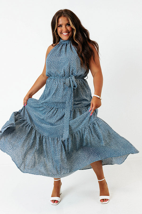 Really Dreamy Maxi In Airy Blue Curves Image - 1