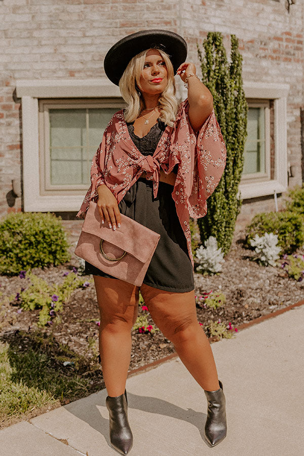 Take Me To Venice High Waist Shorts In Black Curves Image - 5