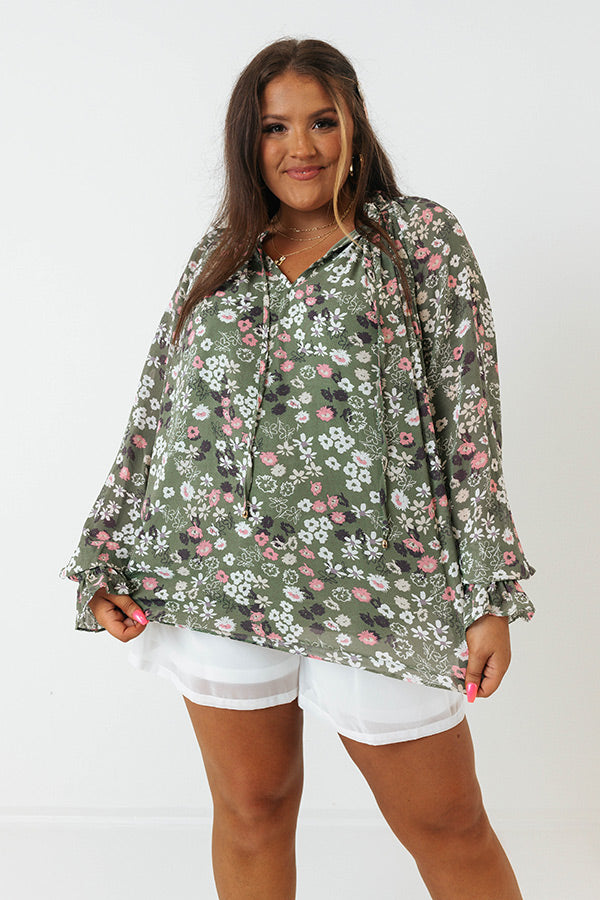 Magnolia Breeze Shift Top Curves Image - 5