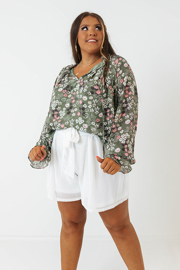 Magnolia Breeze Shift Top Curves Image - 4