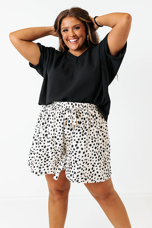 City Meetup Shift Top In Black Curves Image - 2