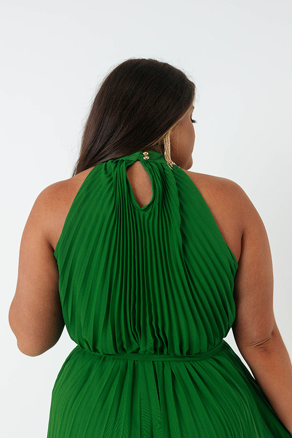 Point Of Pretty Pleated Maxi Dress In Kelly Green Curves Image - 4