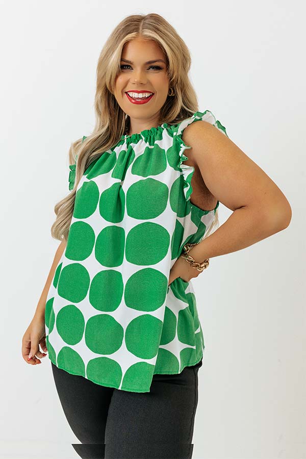 Brunch And Go Shift Top In Kelly Green Curves Image - 5