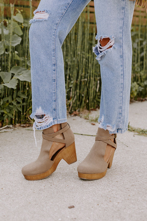 The Concord Faux Nubuck Heel Image - 2
