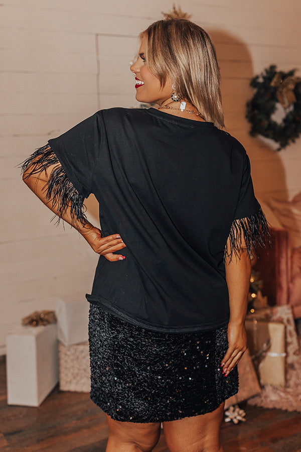 Point The Way Feather Shift Top In Black Curves Image - 4