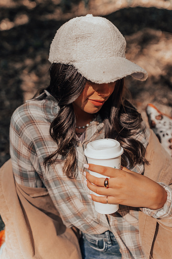 Coffee And Casual Sherpa Baseball Cap In Ivory Image - 1
