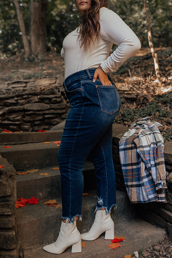 Judy Blue The Keats Midrise Distressed Ankle Skinny Curves Image - 3