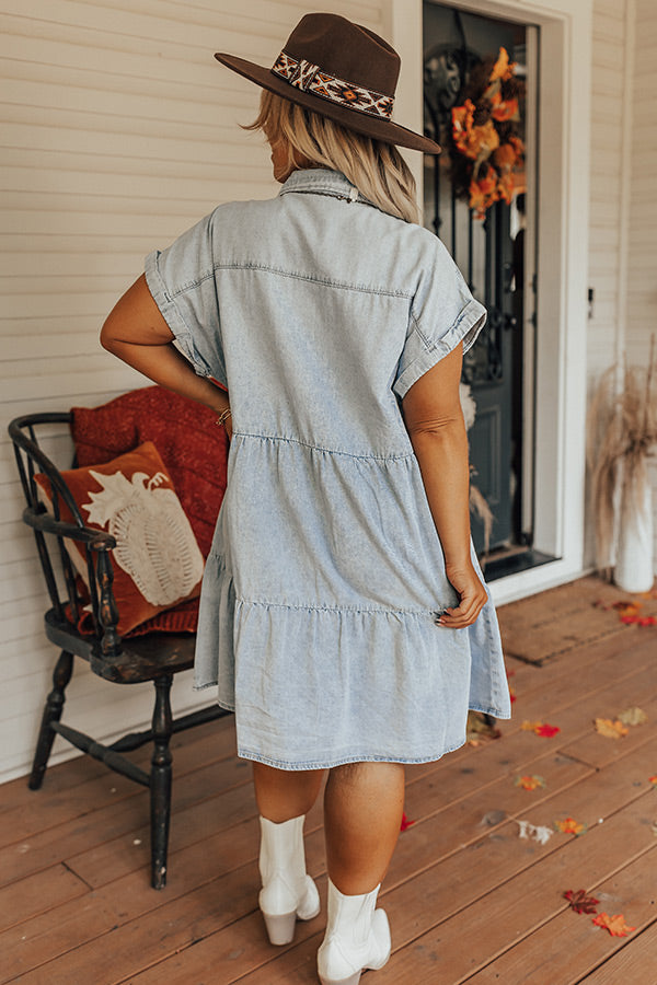 Genuine Reaction Denim Dress In Light Wash Curves Image - 5