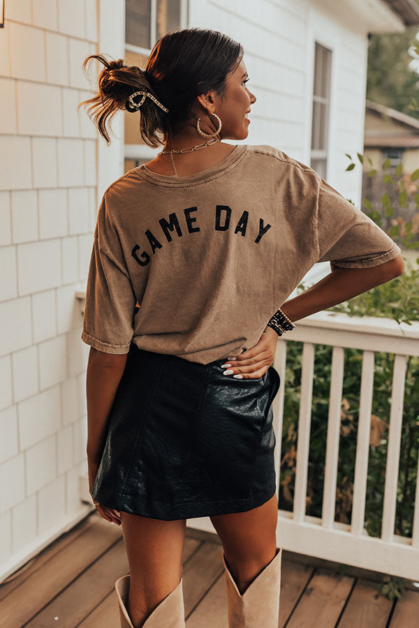 Touchdown Vintage Graphic Tee In Brown Image - 1