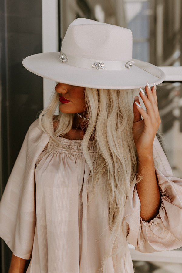 Luxe Landing Felt Fedora In Ivory Image - 2