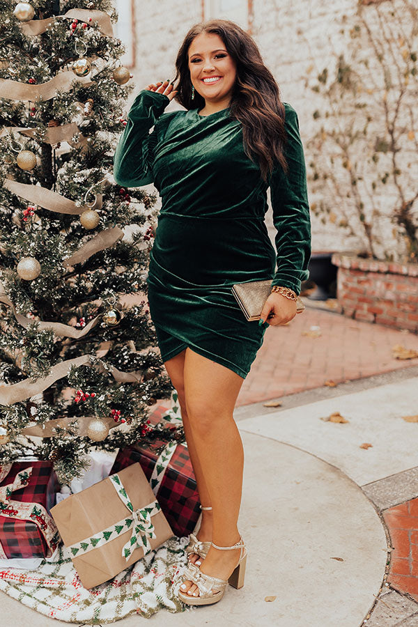 Romantic Allure Velvet Dress Curves Image - 1