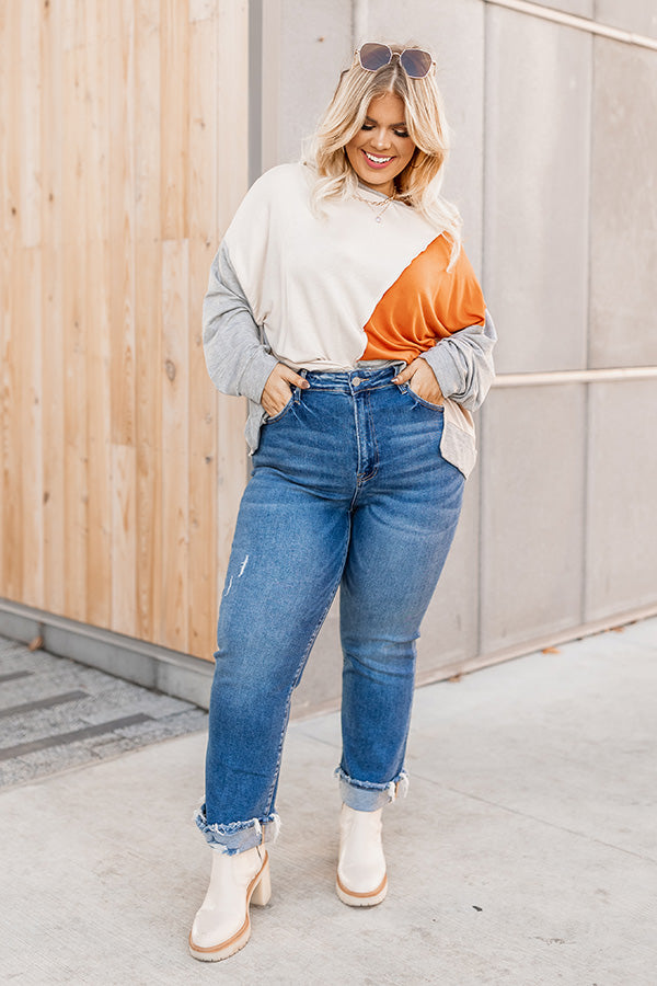 Risen The Cassie Midrise Relaxed Jean Curves Image - 1