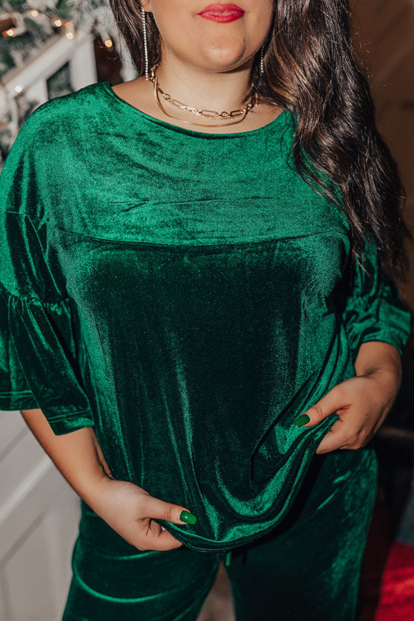 True To Form Velvet Top Curves Image - 5