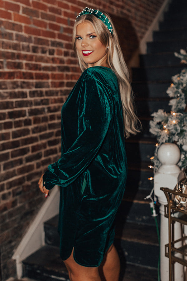 Right On Time Velvet Shift Dress In Hunter Green Curves Image - 3