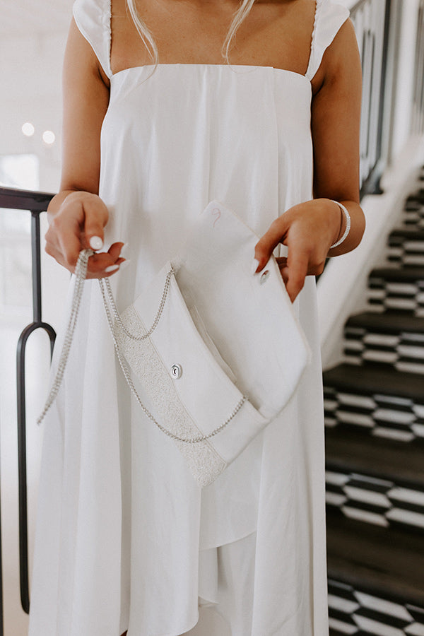 Mrs. Embellished Pearl Clutch Image - 3