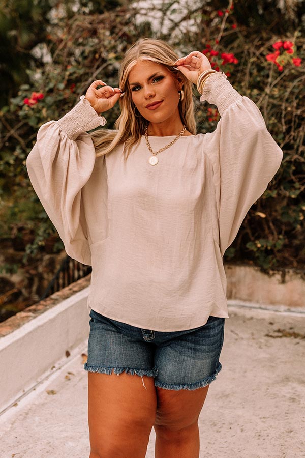 Saturday Night Premiere Shift Top In Light Stone Curves
