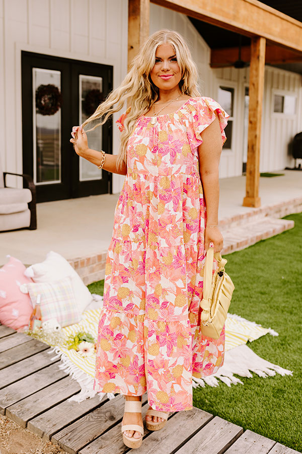 Holding On To Happiness Maxi Curves Image - 2