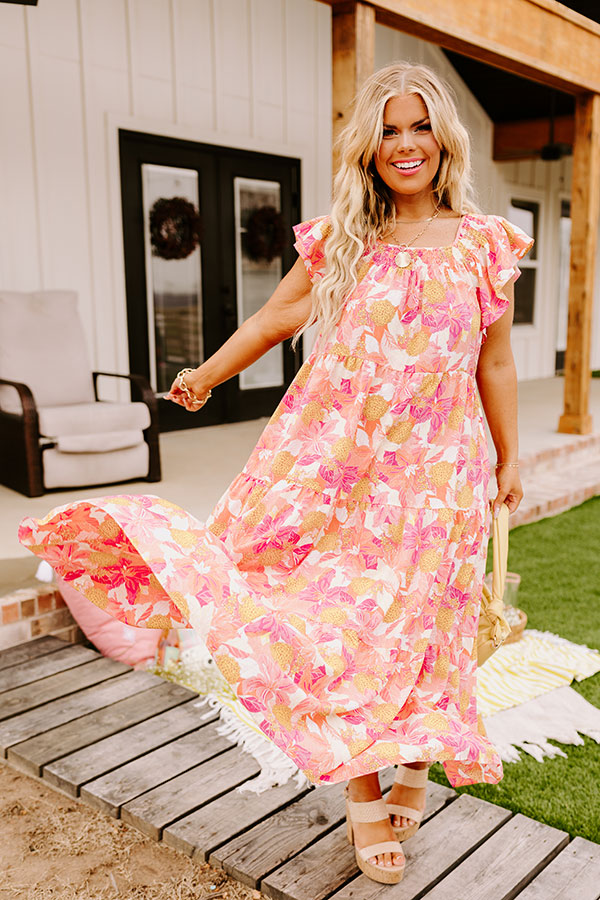 Holding On To Happiness Maxi Curves Image - 1
