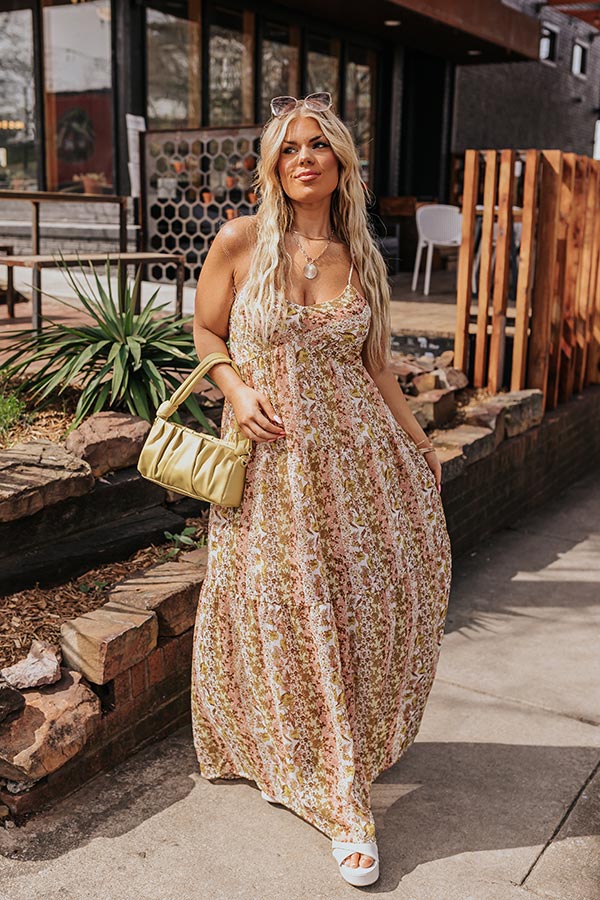 Summer Lover Maxi Curves Image - 1