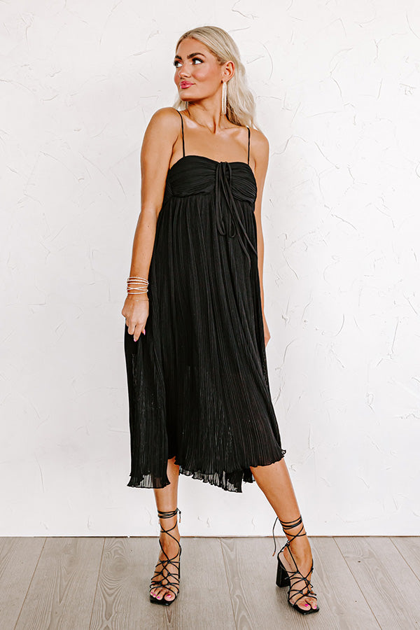 Powerful Love Pleated Midi In Black Image - 2