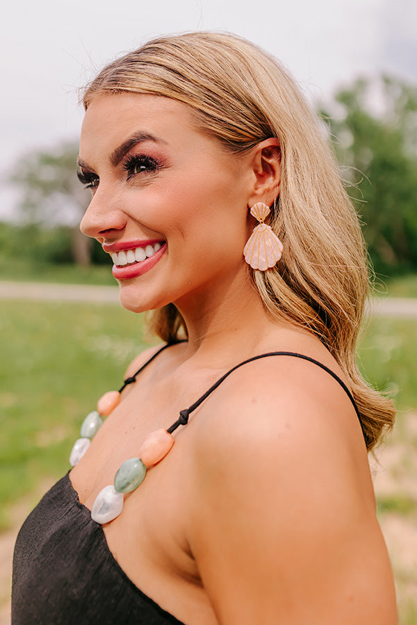 Cue The Coast Earrings in Peach Image - 3
