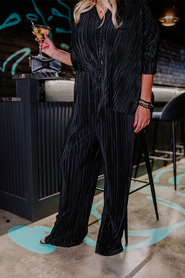 Graceful Appearance Pleated Pants In Black Curves