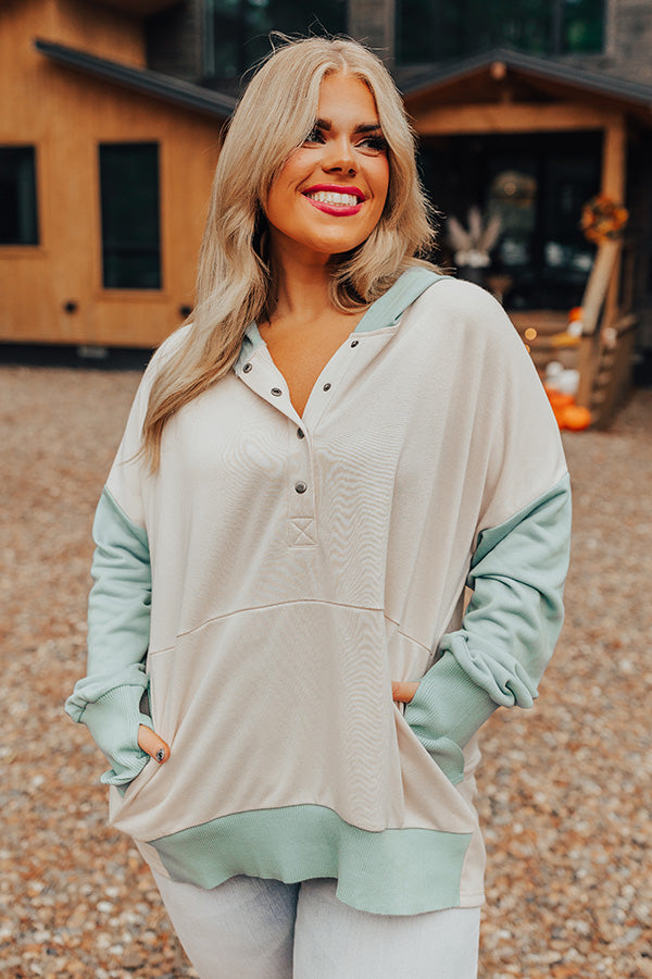Buttercup Kisses Hoodie In Cream Curves Image - 3