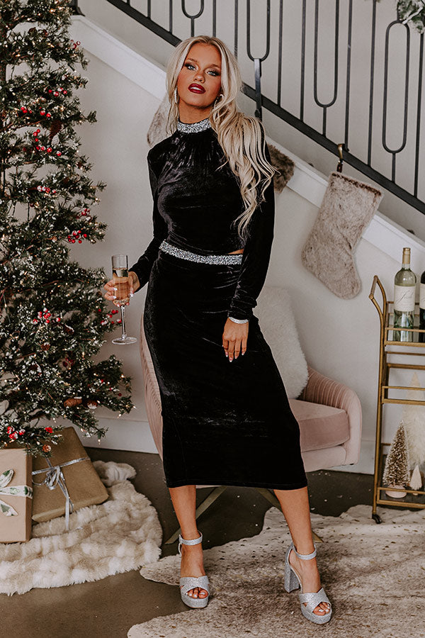 Luxury Line Velvet Skirt Image - 1