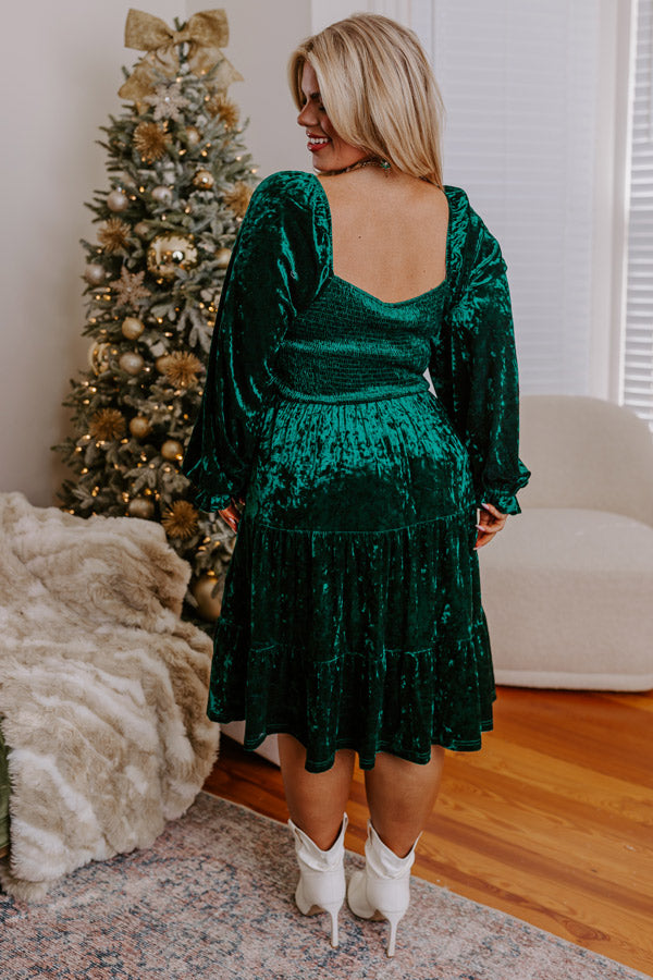 Midnight In London Velvet Midi Curves Image - 2