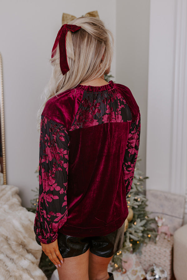 Style Watch Velvet Top Image - 2