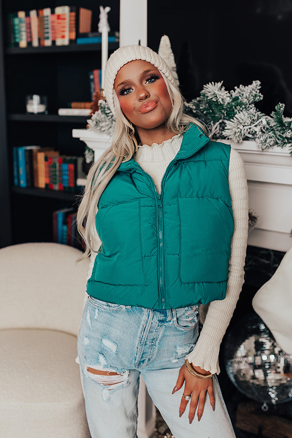 Morning Escape Puffer Vest In Green Image - 3