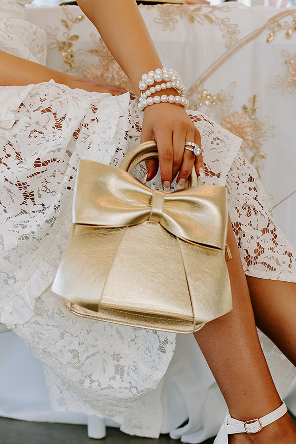 Embracing Love Purse In Gold