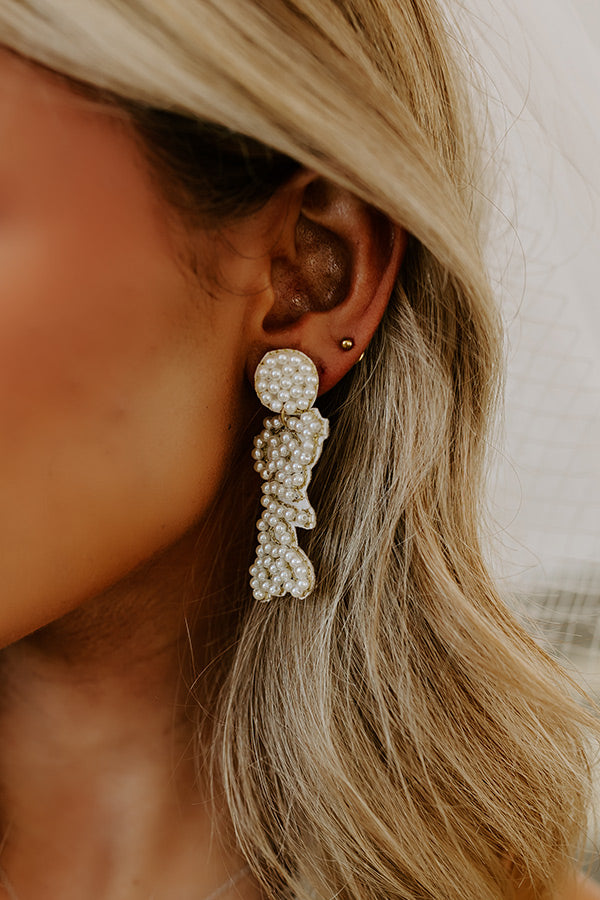 Bride Earrings In Pearl Image - 2