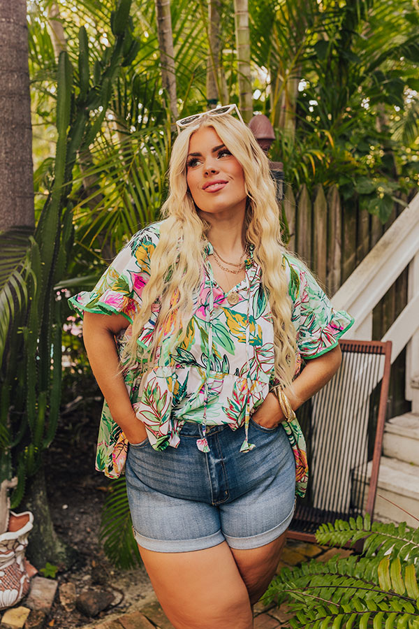 Tropical Treasures Shift Top in Ivory Curves Image - 4