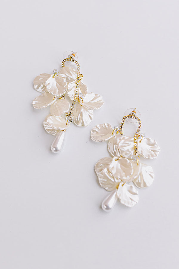 Champagne By The Sea Earrings Image - 1