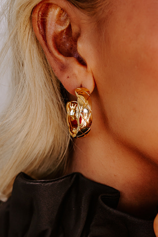 Simple & Elegant Hoop Earrings Image - 1